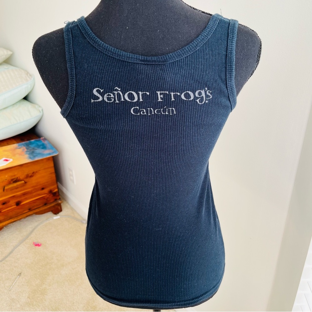 Senor Frog’s Rhinestone Tank - Picture 8 of 8